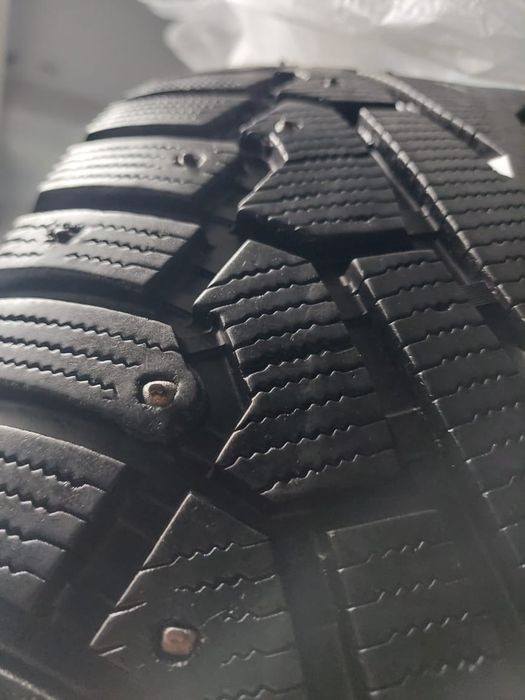 Шины Pirelli 295/40/21
