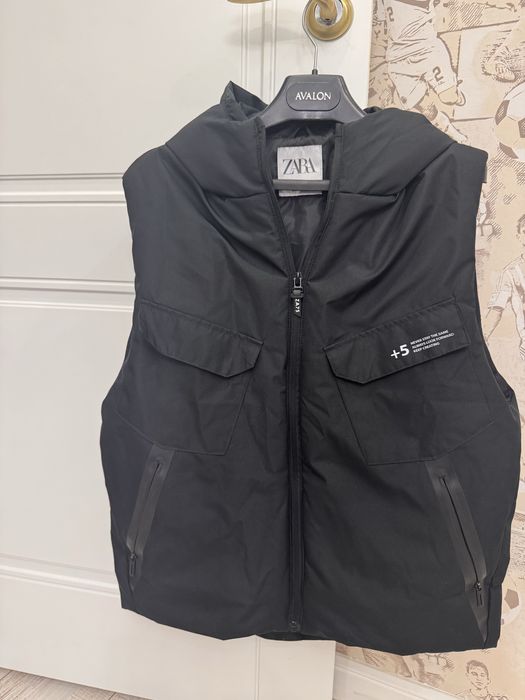 Продам жилетку б/у фирмы ZARA