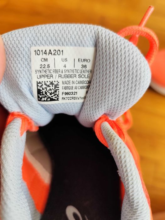 Asics Асикс маратонки дамски 36 номер