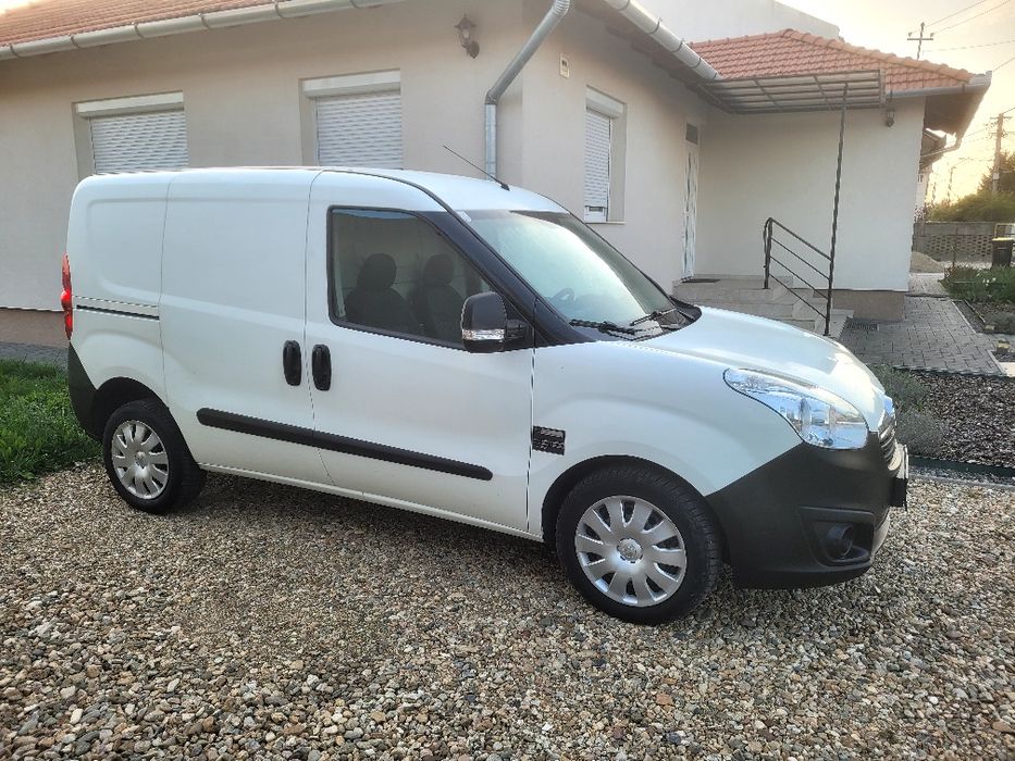 Opel Combo 2017. 1.6 diesel, clima