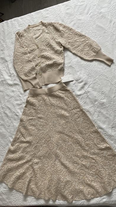 продам костюм, юбка с кофтой