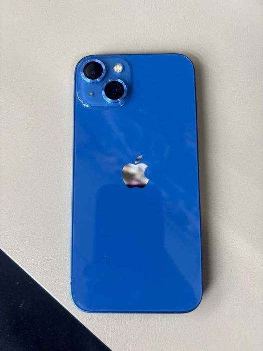 iPhone 13 blue apple