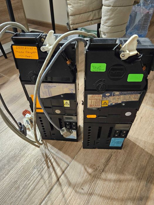 Четири монетника за вендинг