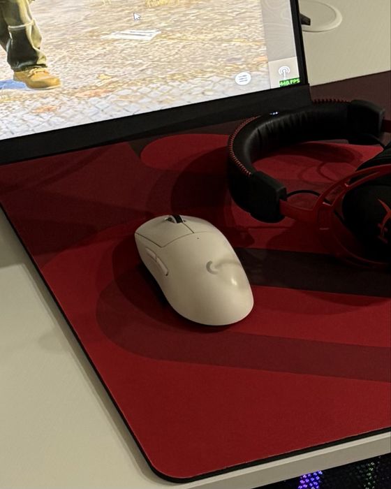 Logitech G Pro X Superlight - игровая мышь