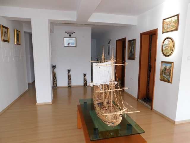 Продава се Многостаен апартамент в Търговище, Боровец - 240 кв.м за 835 €/кв.м - Снимка #1