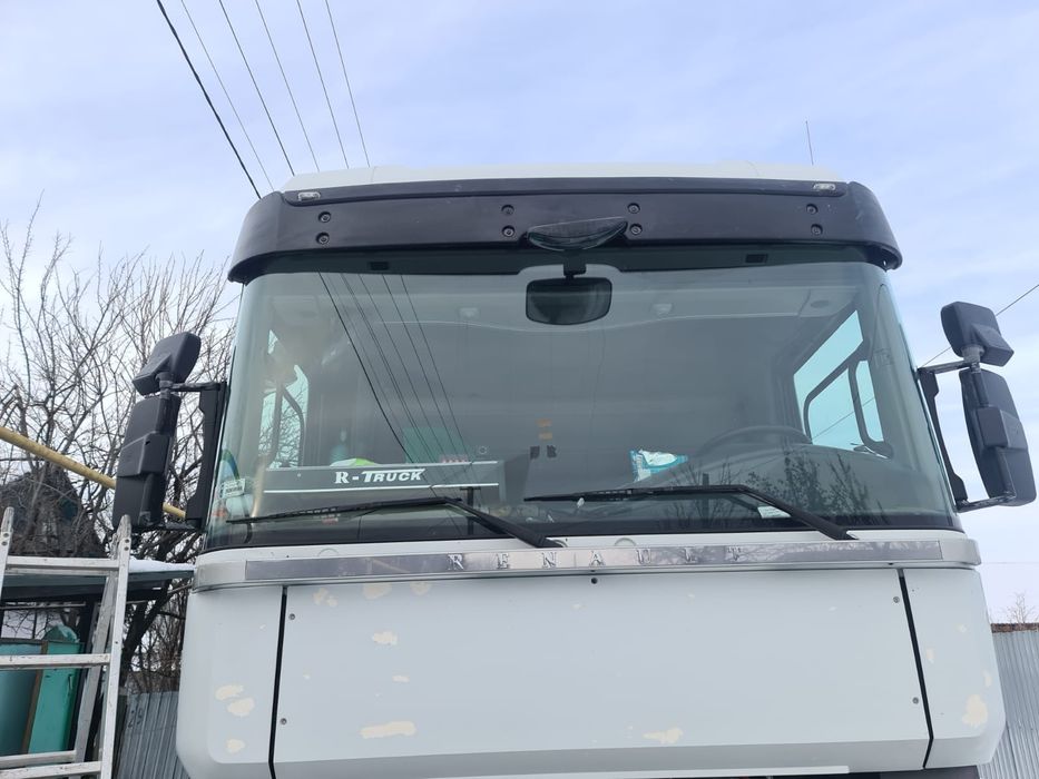 Козырёк. Рено Магнум