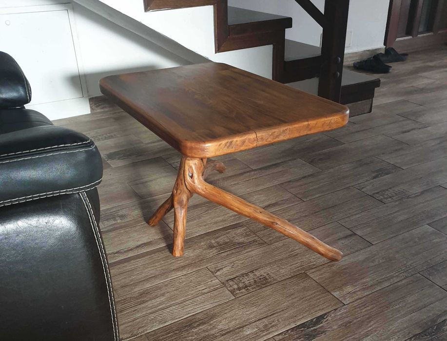 Masa cafea artizanala, lemn masiv