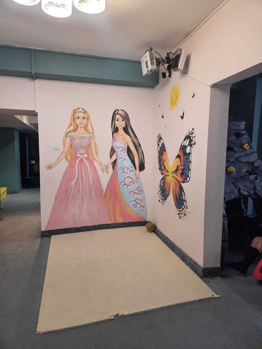 Loc de joacă cu echipamente, Pitești – 15.000 € negociabil