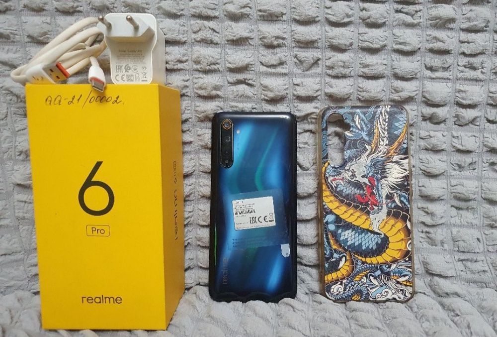 Realme 6 Pro 8/128GB Blue Igravoy Karobka Holati Ideal Yaxshi Zor