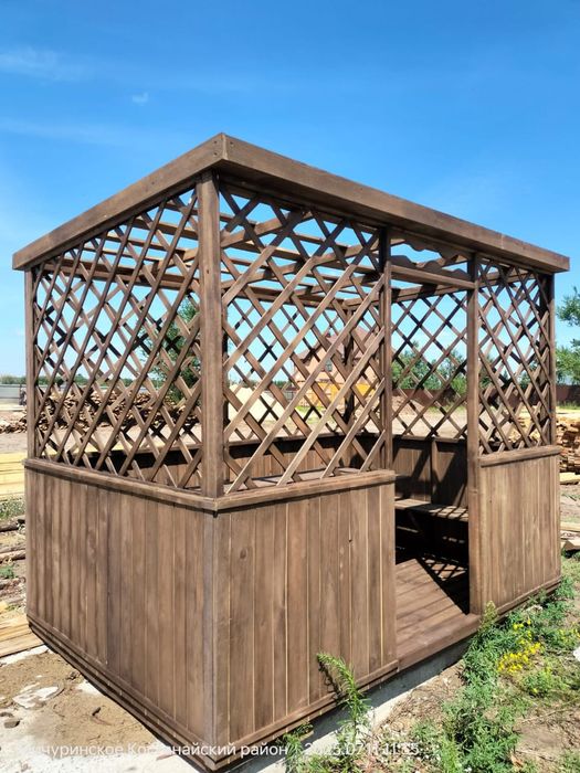 Беседка летняя для частного дома