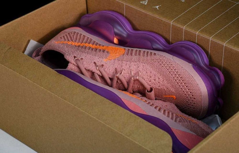 Нови дамски маратонки Nike Air Max Scorpion Flyknit