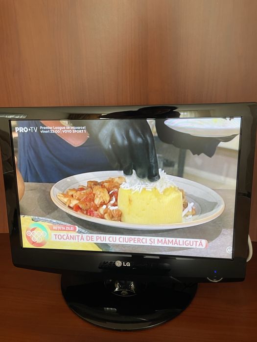 Televizor non-smart  LG diagonală 48,5