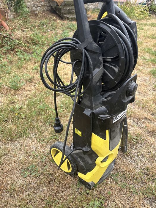 Aparat de spălat cu presiune Karcher K5 Premium – cu tambur furtun