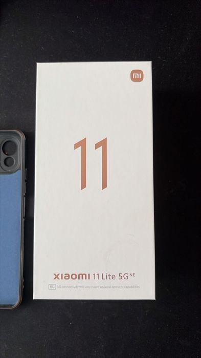 Продам Xiaomi 11 lite 5g NE Truffle black.
