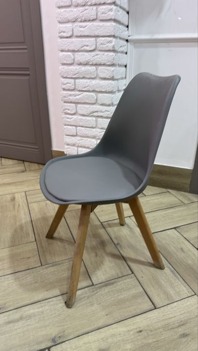 Продаются стулья