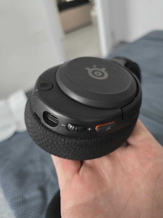 Casti Gaming SteelSeries Arctis Nova 3