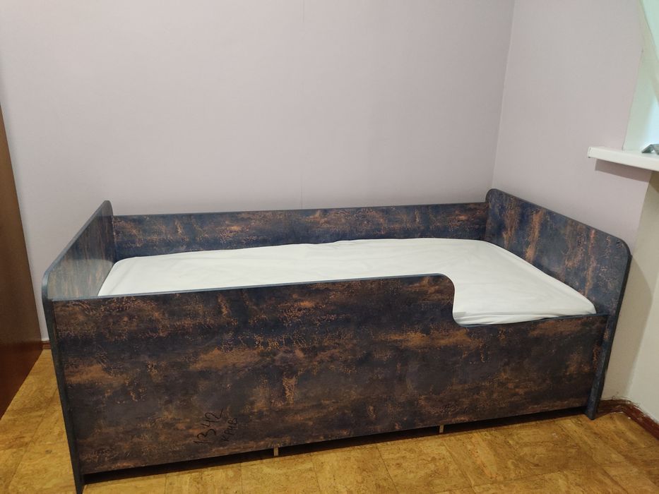 Кровать детская/подростковая