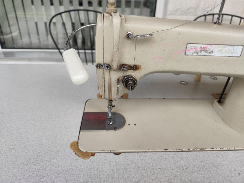 Професионална шевна машина Sun Star