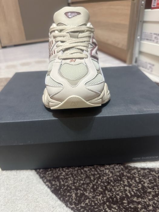 New Balance 9060 Bej 40-41