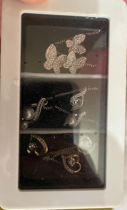 Мъжки и дамски бижута