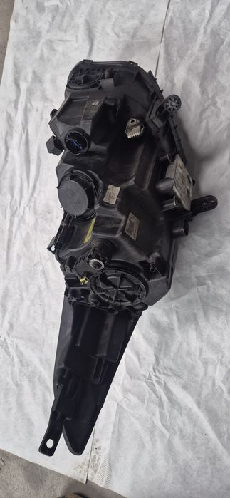 Far Bi-xenon hyundai i40 facelift faruri stanga dreapta original