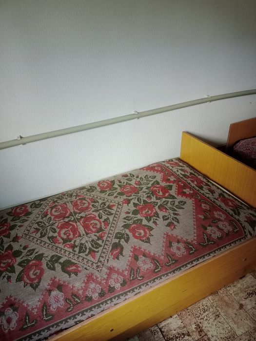 Продам односпальную кровать
