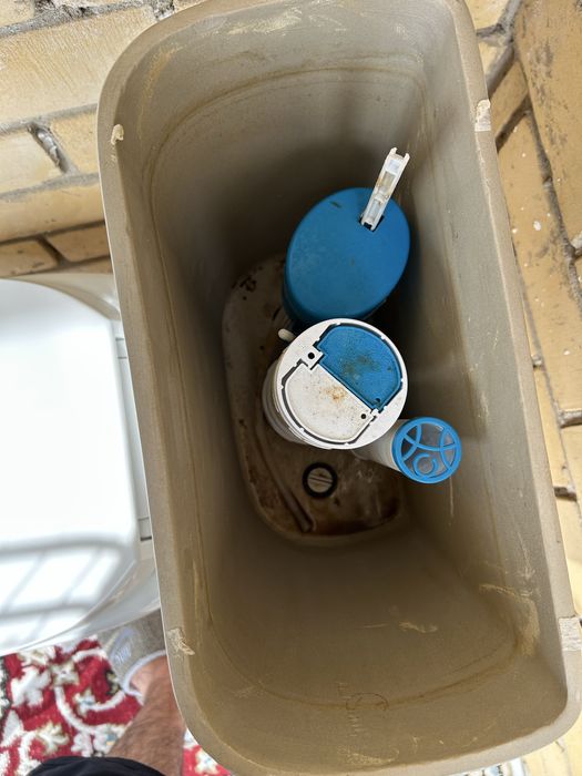 Продам унитаз, рабочий