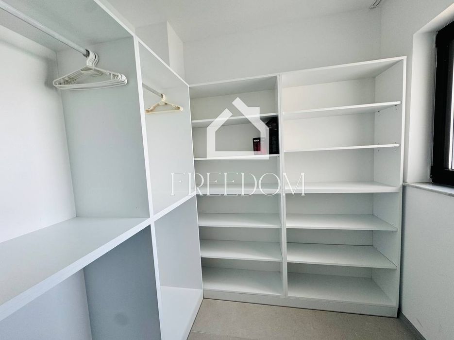 Четиристаен апартамент, кв. Ален Мак, 2 000 евро