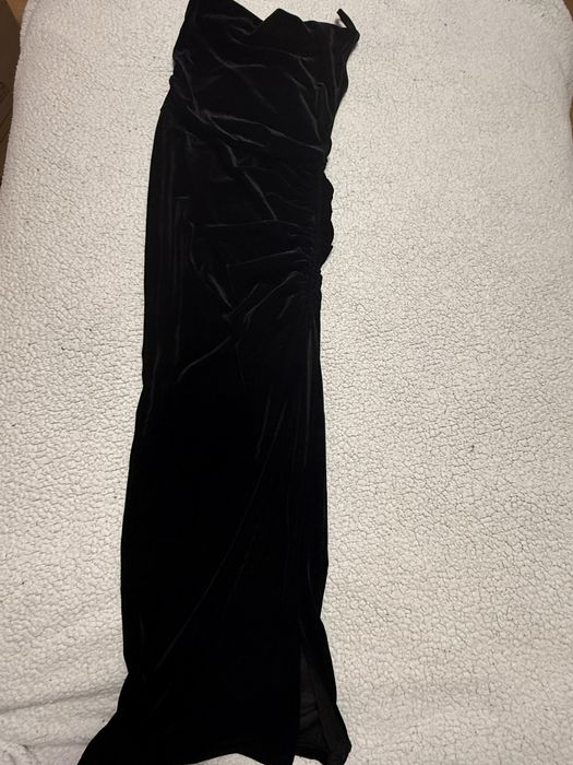 Дамска кадифена рокля