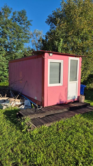 Vând container locuibil