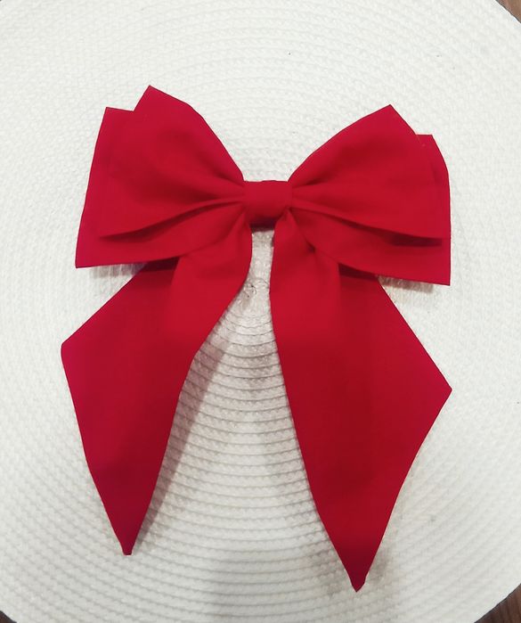 Красиви панделки шноли