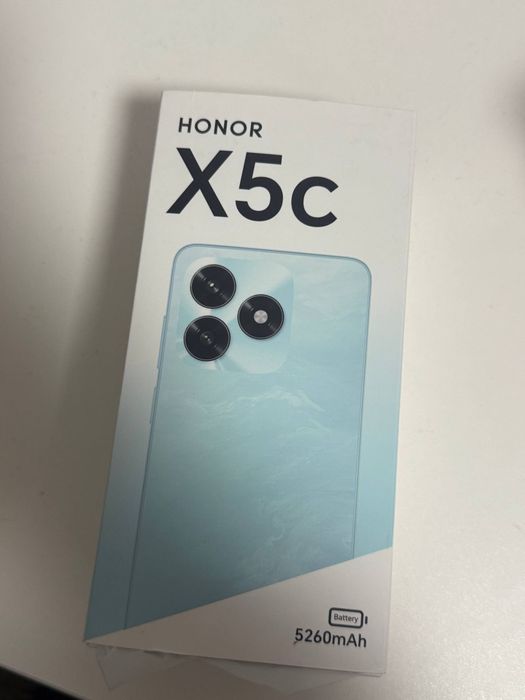 Продается телефон HONOR X5c новый