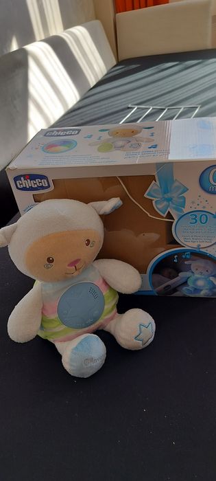 Музикален проектор овца chicco