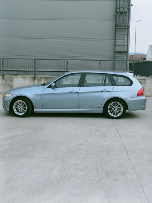 BMW E90, Seria 3