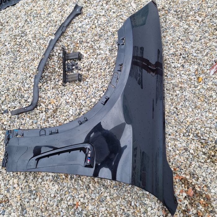 Aripă  stanga  fată  BMW X6 F16/ BMW X5 F15/ Suport aripă