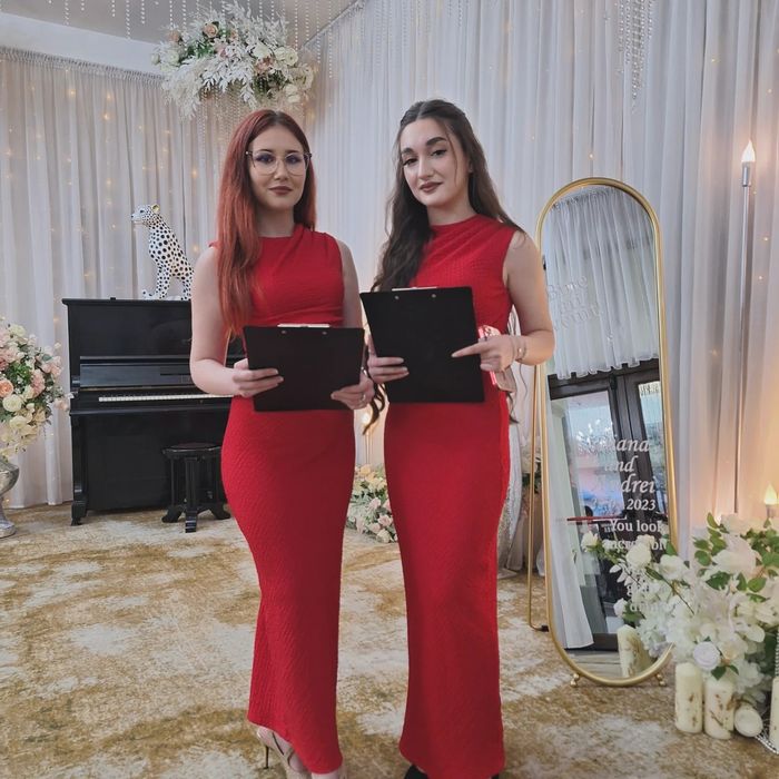 Hostess Craiova by Muse House