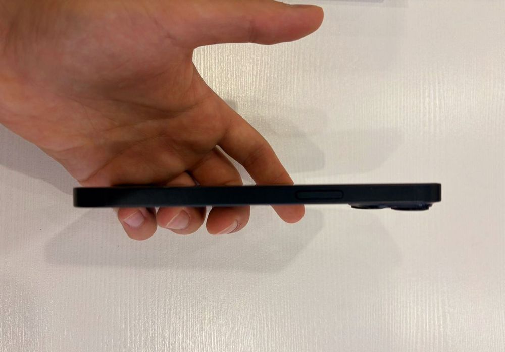 iPhone 14 128 ГБ SIM + eSIM