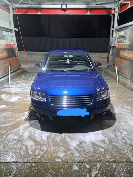 Vând Volkswagen Passat B5.5