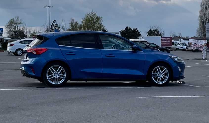 Vand Jante Aliaj Dezent 215x50x17 cu Anvelope Iarna