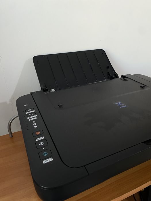 Цветной принтер Canon Е474