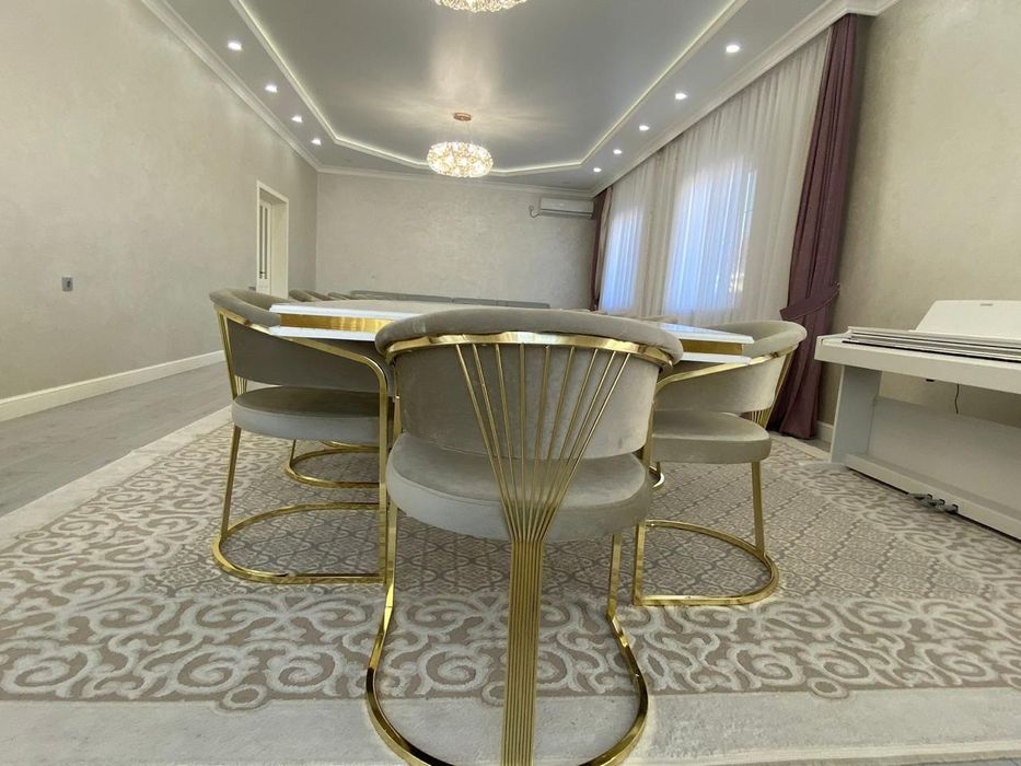 Продам стол со стульями