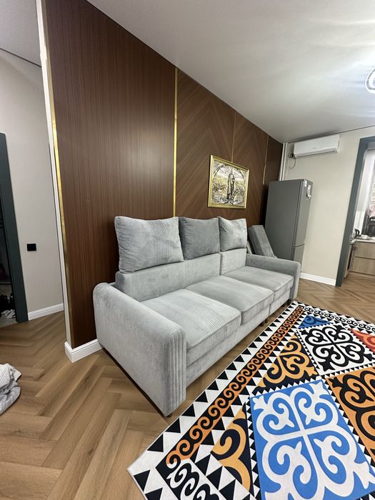 Продаётся удобный диван