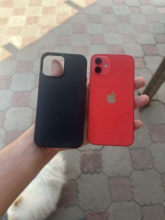 Продам телефон Айфон 12 128Gb