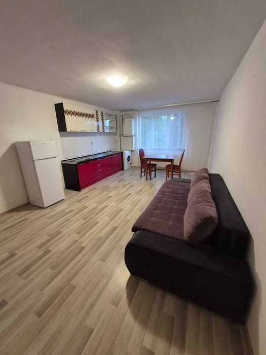 Inchiriez apartament cu 2 camere, Brasov, zona centrala