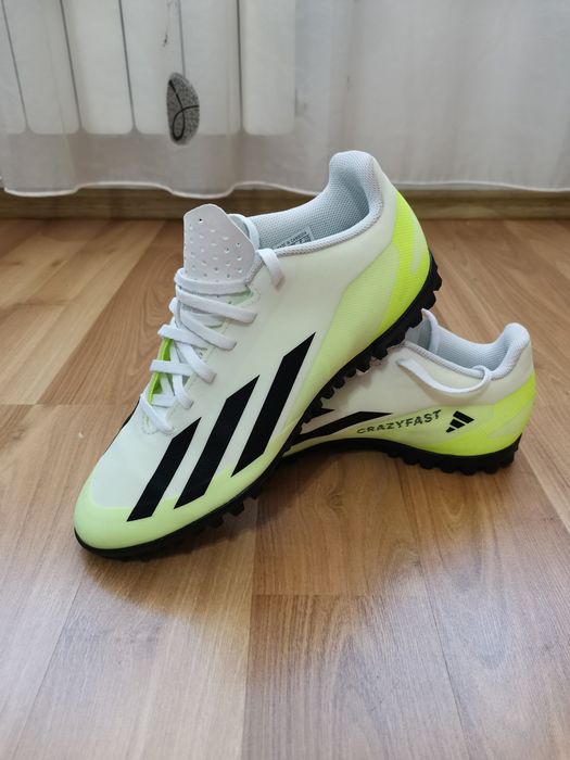 Adidas x crazyfast 4 TF nr 41,5