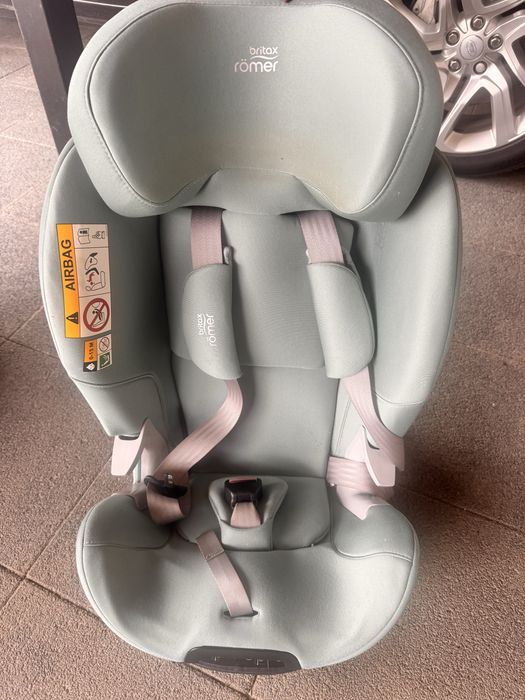 Scaun auto pentru copii Britax Romer rotativ 360 3 luni-4 ani, 61-105 cm, 20 kg