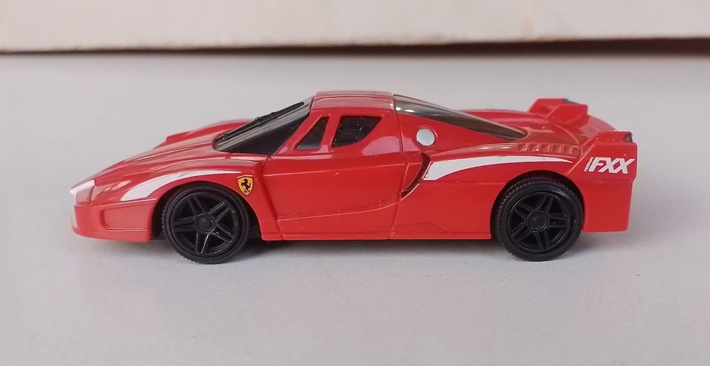 Ferrari FXX Evoluzione, мащаб 1/38