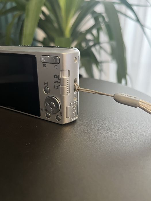 Sony CyberShot DSC- W530 14.1 MP