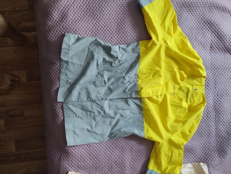 Продам халаты медицинские