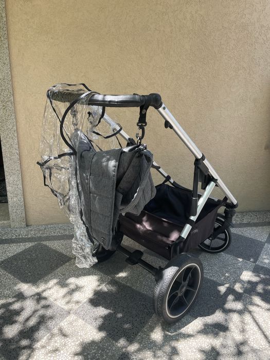Количка за дете.